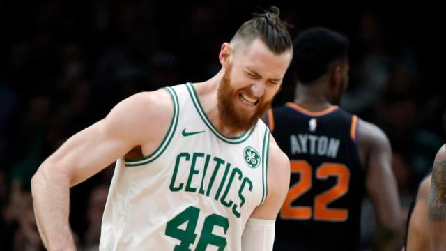 baynes-aron.jpg